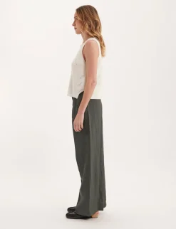 Agatha ecru sleeveless jumper