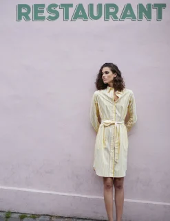 Amour jaune shirt dress
