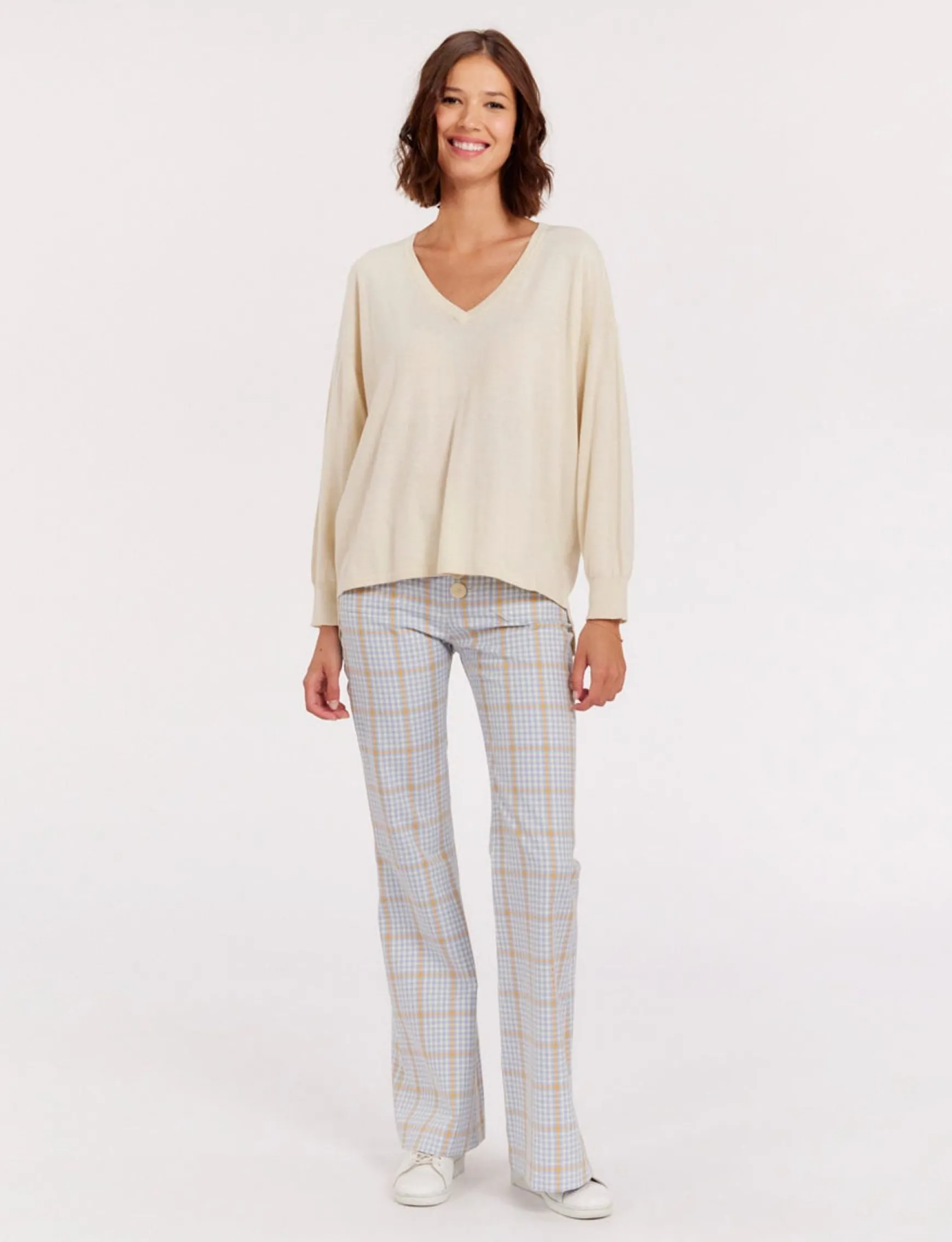 Anton ivory cashmere V-neck jumper