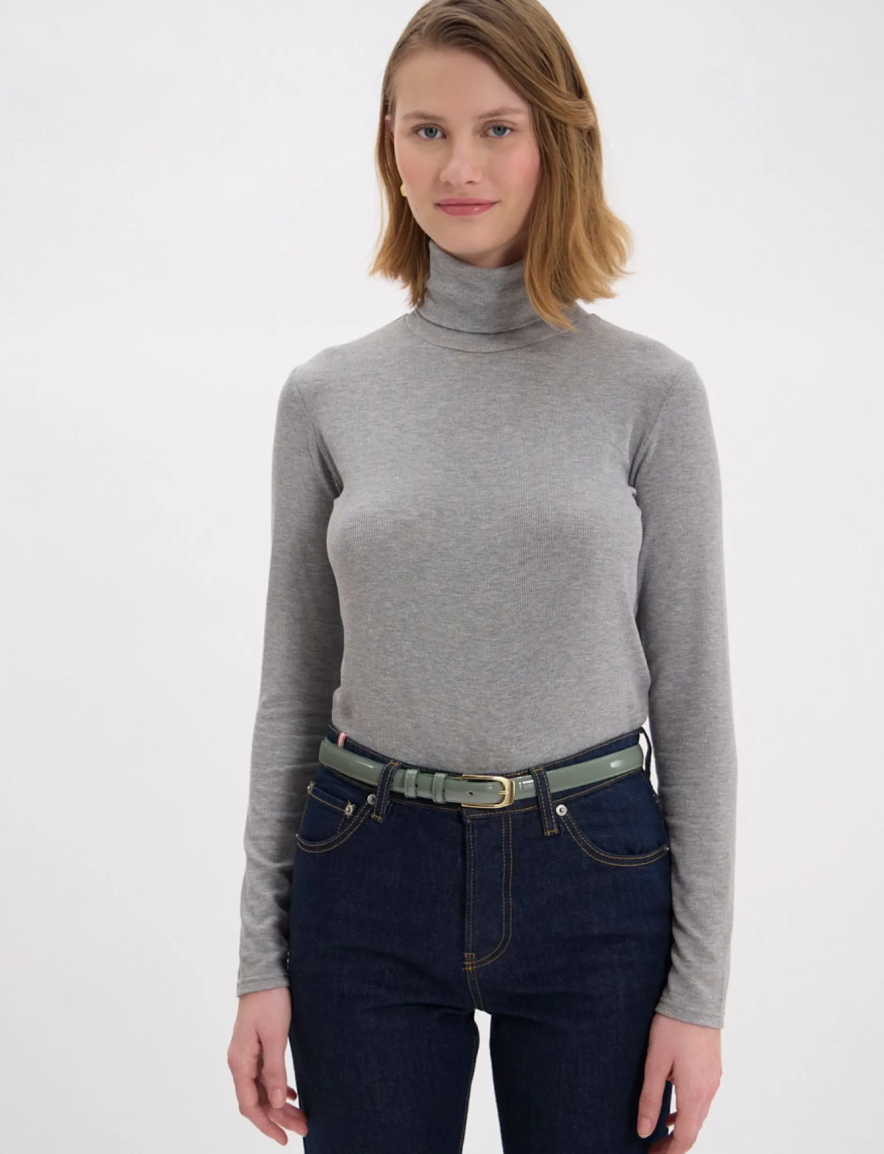 Aurelia almond green patent leather belt