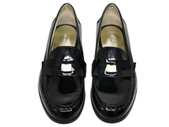 Elvire black patent leather loafer