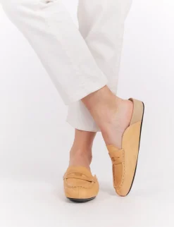 Flavie natural leather moccasin mule