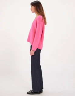 Fuchsia V-neck jumper with hammered sleeves x Notshy