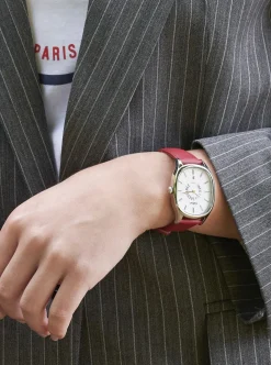 Grande Colorama red watch Kelton x Ines de la Fressange Paris