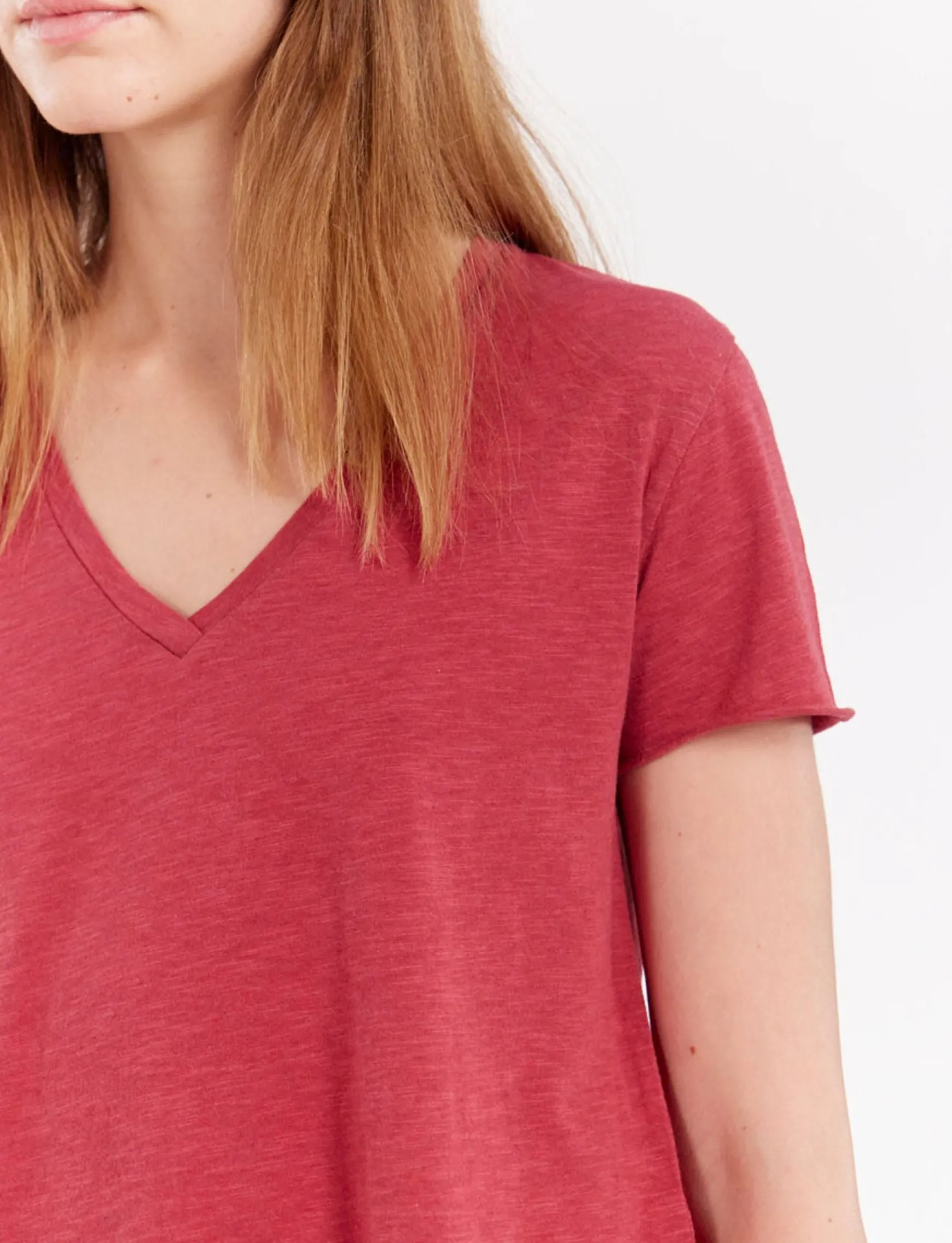 Katalina V-neck T-shirt Raspberry