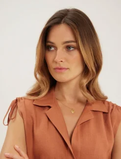 Lutetia Lilies pendant