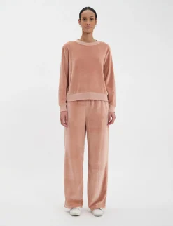 Mathilde sweater in smooth powder pink velvet