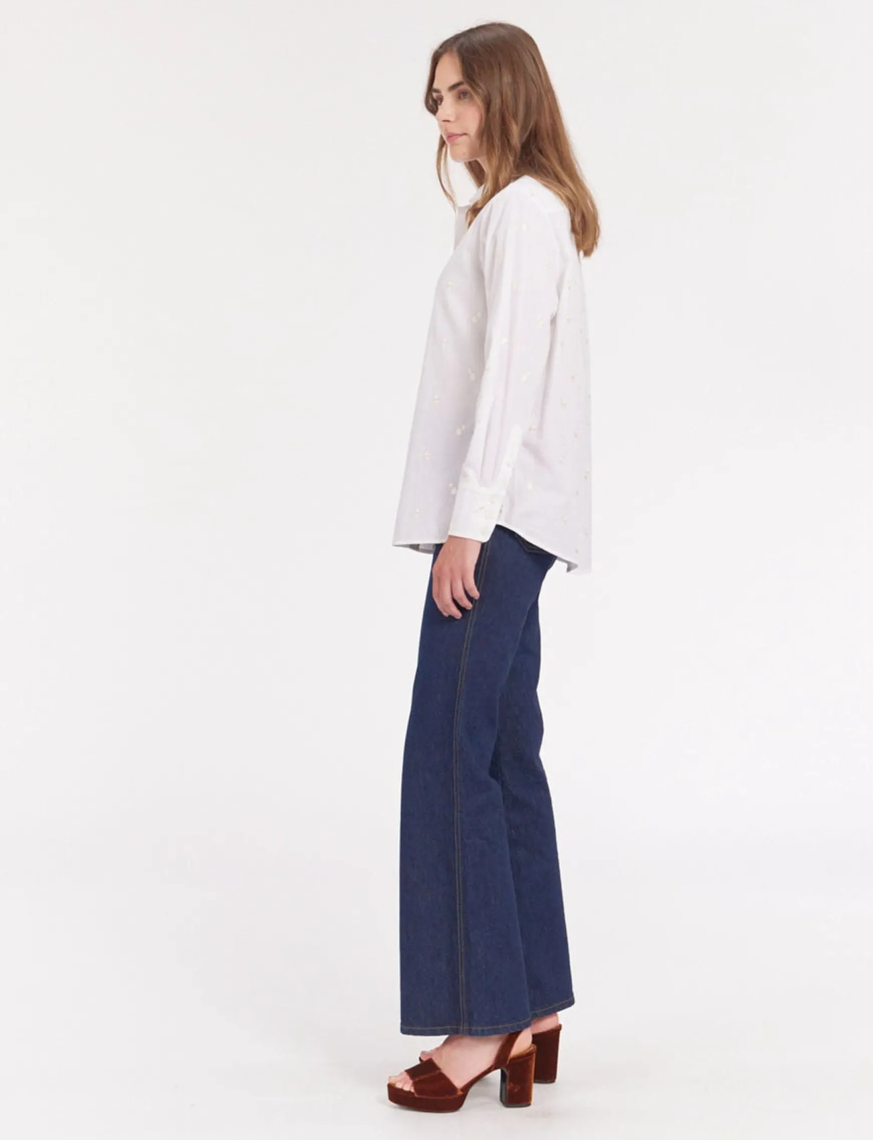 Maureen white shirt with embroidery