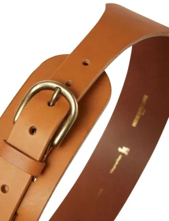 Paulette camel belt