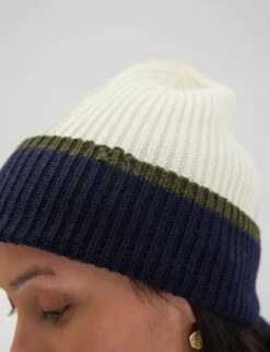 Pedro hat in ecru navy reverse knit, khaki mesh