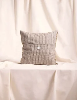 SANDY CUSHION
